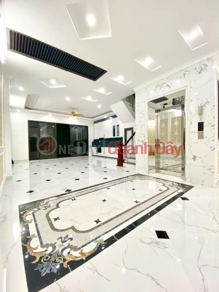 AU CO - 7-SEATER GARAGE, ENTRY ELEVATOR, LUXURY INTERIOR 10.1 BILLION Sales Listings