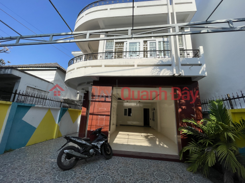 Space for rent on Bac Son Vinh Hai street, Nha Trang, 700m2 floor, suitable for business _0
