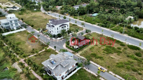 Beautiful Land - Good Price Land for sale in urban area along Tac Hon Mot River (River Park) Phong Chau street Nha Trang _0