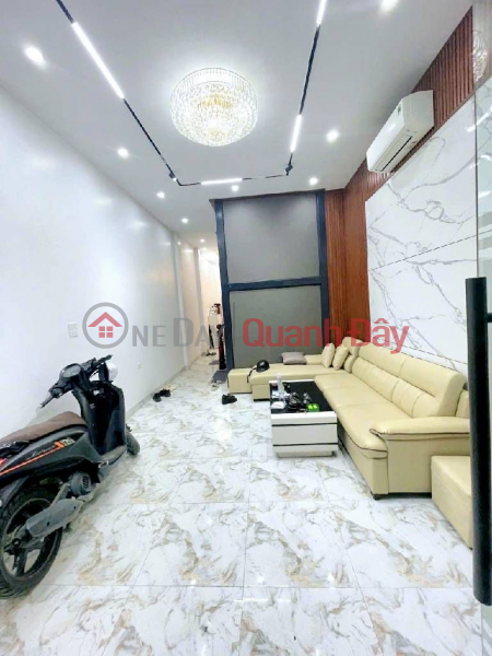 Property Search Vietnam | OneDay | Residential Sales Listings | House for sale in Dao Tan, 50m² x 6 floors, elevator, 17.2 billion VND, fully furnished, located on a connecting alley.