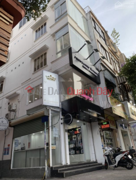 CORNER HOUSE ON NGUYEN DINH CHIEU STREET - 5 FLOORS 5 LARGE ROOM Rental Listings