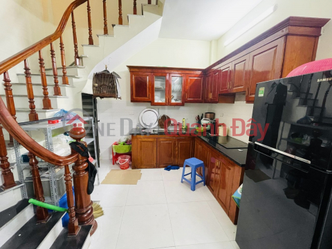 House for sale in Cua Dong Hoan Kiem, 33m x 3 floors, square windows _0