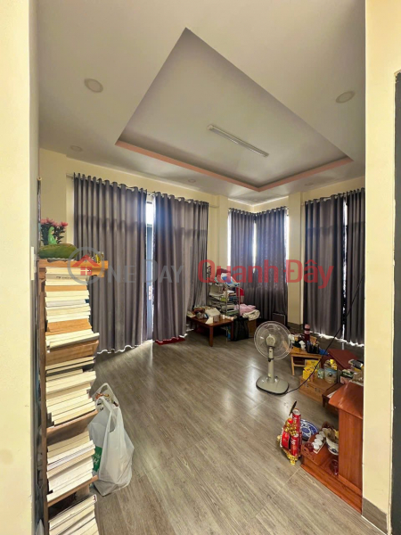 BÁN NHÀ MÊ ĐÚC 3 TẦNG ĐẸP LUNG LINH NGANG 9m NGAY CẦU DỨA PHÚ NÔNG, VĨNH NGỌC | Việt Nam | Bán đ 4 tỷ