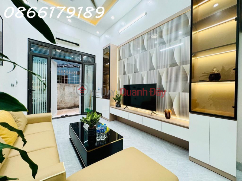 House for sale in Truong Dinh, right at Minh Khai intersection, Hai Ba Trung district center. Sales Listings