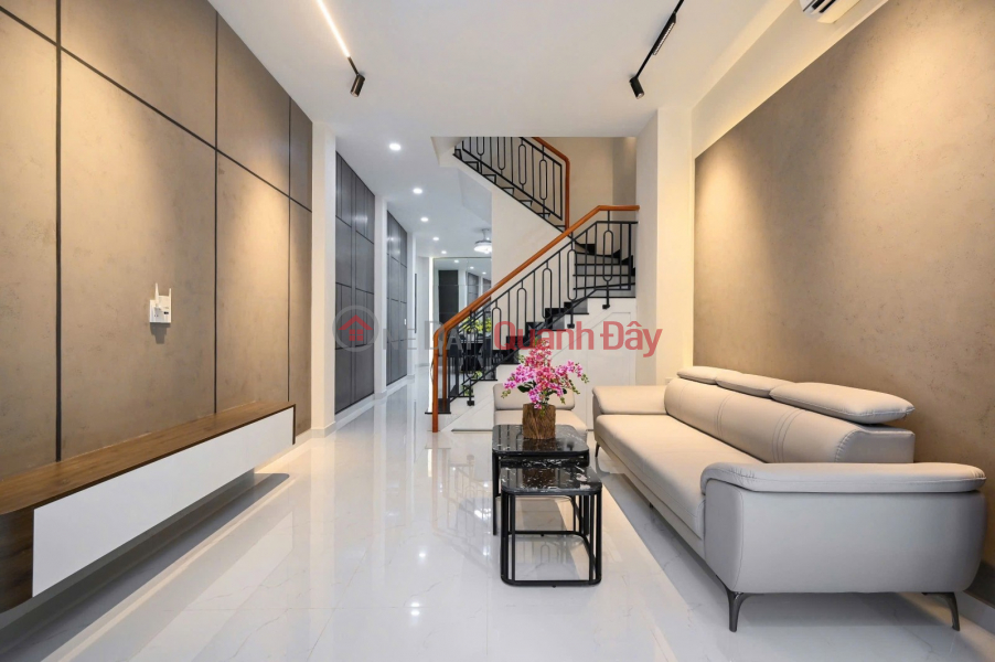 House for sale on Ly Chinh Thang, District 3, (4x15, 4 floors) for only 7.2 billion. Sales Listings