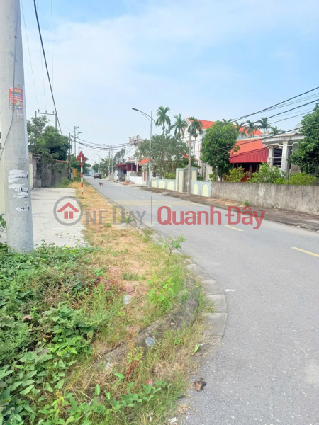 Price 1.x billion VND. Land plot on The Nhan - Hoa Nghia - Duong Kinh main road, connecting to Tinh Hai, densely populated residential area. ZALO, Vietnam, Sales | đ 1.8 Billion