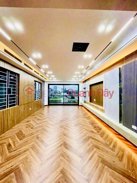 đ 41 tỷ, bán nhà Ngọc Lâm, 8 tầng thang máy, vỉa hè, ôtô 2 chiều, vừa ở vừa kinh doanh