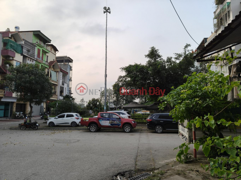 Property Search Vietnam | OneDay | Residential, Sales Listings | Corner apartment - Resettlement subdivision - Tam Trinh street frontage. House with view of Mini Park, Lake. Price 14.5 billion