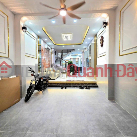 A 4-story house suitable for both living and business, located in a densely populated area, priced at just over 8.5 billion VND. _0