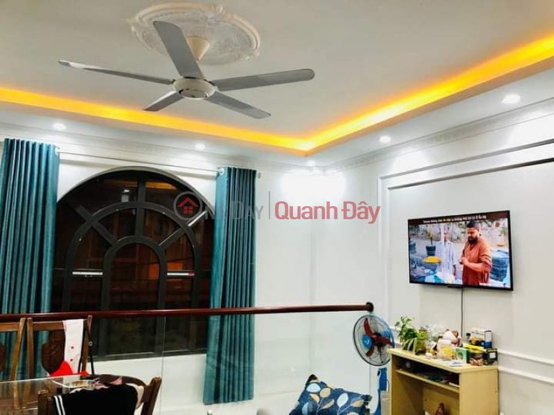 Property Search Vietnam | OneDay | Nhà ở | Niêm yết bán | BÁN NHÀ THẠCH BÀN 35M 6 TẦNG mặt tiền 4,7M GIÁ 3TỶ LÔ GÓC Ô TÔ VÀO NHÀ.