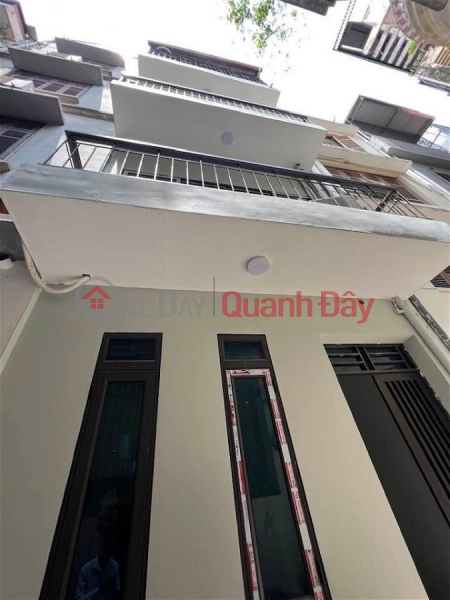 đ 10.3 Billion Townhouse for sale Tran Quang Dieu, Dong Da District. 47m Frontage 4.2m Approximately 10 Billion. Commitment to Real Photos Accurate Description.