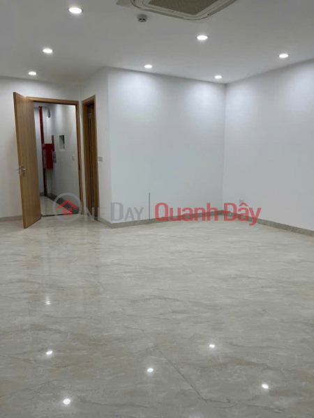 đ 31.89 Billion, OFFICE BUILDING + SERVICE APARTMENT FOR SALE, Ba Dinh Center. near Ngoc Khanh Lake, Lotte, 80M2