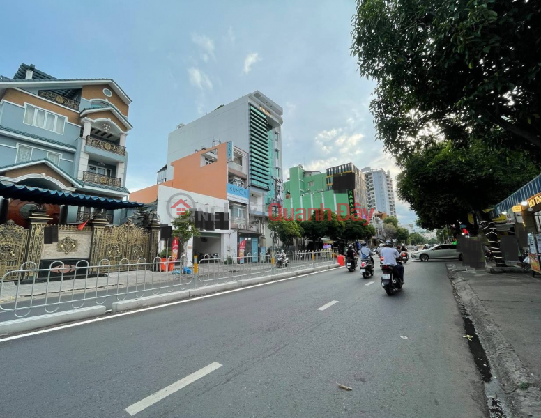 4-storey townhouse on Nguyen Son Street, good business - 20.9 billion Sales Listings