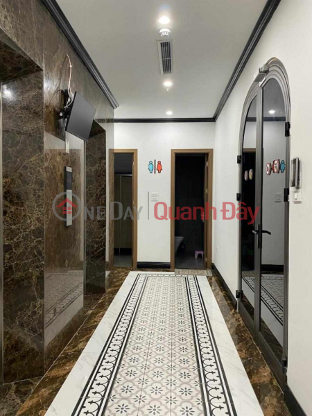 (Tin thật 100%) Bán tòa nhà VP 3 mặt tiền ô tô tránh 186m2 x 8T tại phố Trần Thái Tông - Cầu Giấy Việt Nam Bán đ 150 tỷ