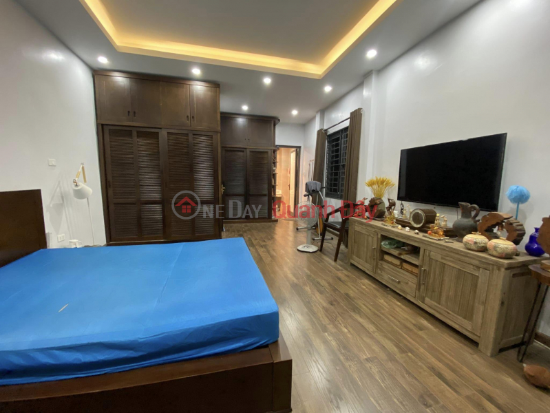 ₫ 6.5 Billion Super nice private house for sale, 52m, 5 floors, area 4.2m Tran Khat Chan, Hue street, 10m car, nice price
