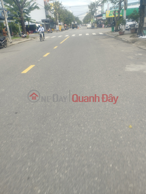 Land with beautiful frontage on 10.5m Bui Tan Dien street, Hoa Minh, Lien Chieu, Da Nang _0