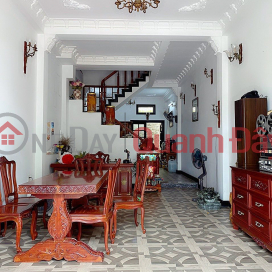 Selling a 4-storey house in Ha Quang 2 facing the park _0