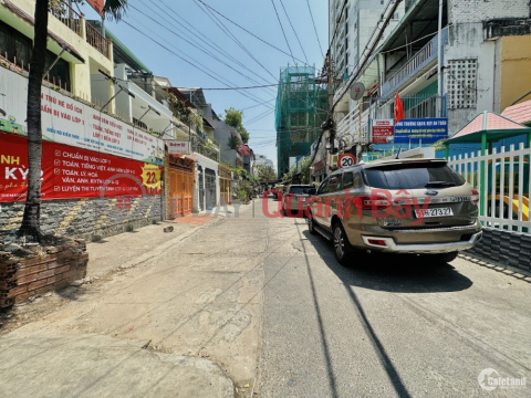 Selling CHDV Nguyen Van Dau house 207m2_2 floors _ 15X15M price 11.7 billion Contact 0937550067 Thuong Nguyen _0