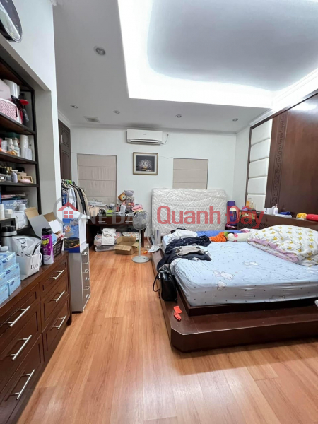 Property Search Vietnam | OneDay | Residential Sales Listings | New street front Duy Tan, Dich Vong Hau 48m2 4T, busy business, super wide pavement 16.9 billion