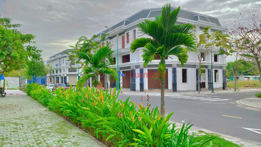 | Please Select, Residential, Sales Listings đ 1.39 Billion