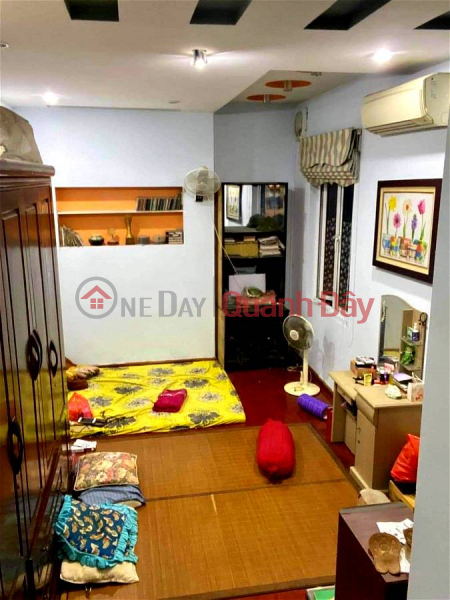 House for sale on Ho Ba Mau Street, Dong Da District. 35m Frontage 8m Approximately 10 Billion. Commitment to Real Photos Accurate Description. Owner Vietnam, Sales, đ 10.2 Billion