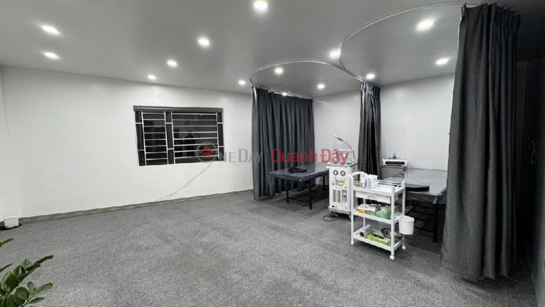 đ 26,5 tỷ, (Tin thật 100%) Bán nhà ở kết hợp VP 80m2 x 10 tầng tại Trần Duy Hưng - Cách phố 10m - DT 1 tỷ/năm