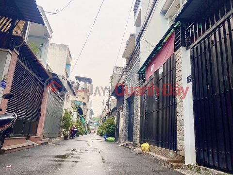 House for sale Phu Tho Hoa Alley, Fabric Market Alley, Mtkd, 52m2 X 4 Floors, Nice House, Only 4.5 Billion _0