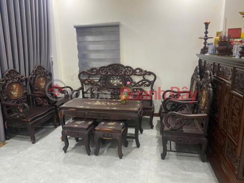 PRICE REDUCED BY 1 BILLION VND FOR QUICK SALE - Townhouse near the beach - Commercial frontage on Truong Son Street, Vinh Truong _0