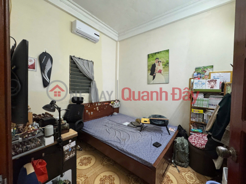 Bán nhà mặt phố Lò Đúc, 45m2, 3 tầng, mặt tiền 4.3m, 26.6 tỉ, vỉa hè rộng, kinh doanh đỉnh _0