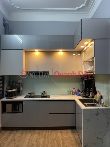 House for sale on Nguyen Dinh Chieu street, 40m2, 5 floors with elevator, new and beautiful, 4.5m frontage, 13.9 billion VND. Sales Listings