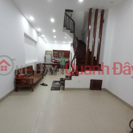 HOT! HOT! HOT! GIAP NHI HOUSE - 5M CAR - NEAR DISTRICT COMMISSIONER - 5 ROOMS - THOUSANDS OF UTILITIES - 40M2 X 4 FLOORS - NH 5 _0
