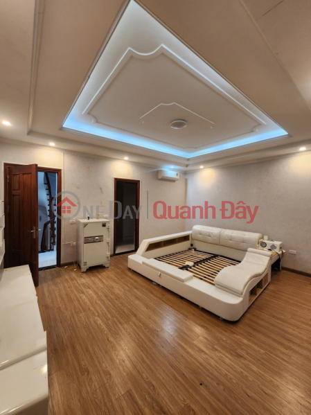 | Please Select Residential, Sales Listings đ 17.6 Billion