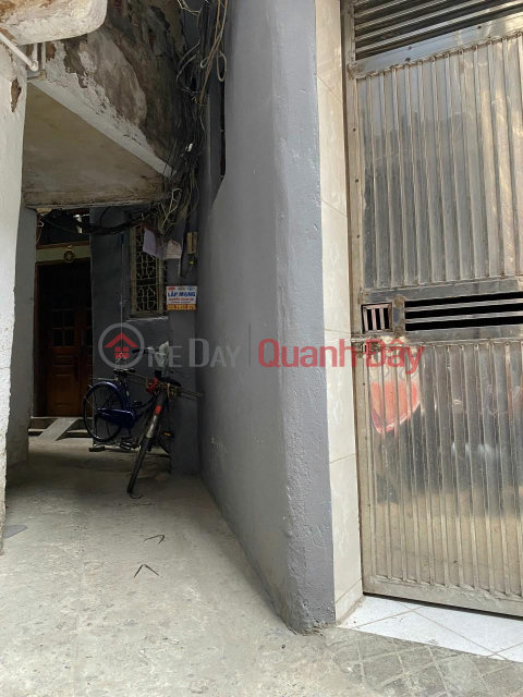 OWNER SELLS BEAUTIFUL 3-STOREY HOUSE IN PRIME LOCATION IN LE DAI HANG WARD, HAI BA TRUNG DISTRICT, HANOI _0