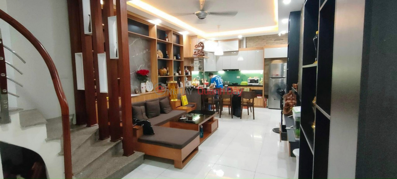 The owner sells the 5-storey house 56 m2 Duong Noi 5.8 billion VND Sales Listings