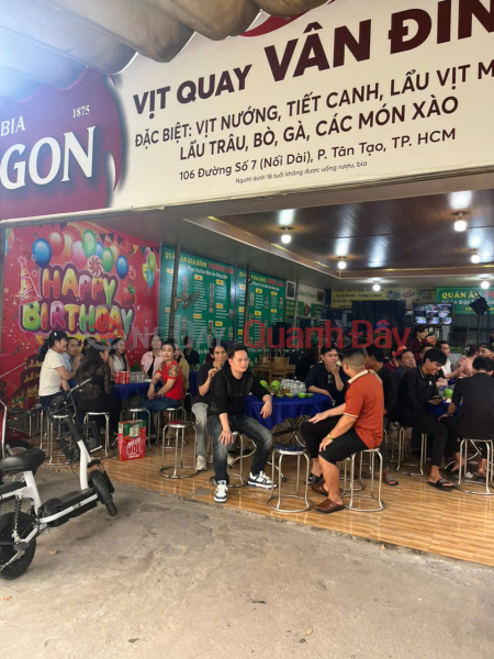 Restaurant for sale - Spacious premises of 440m2 - Prime location opposite Tan Tao Industrial Park, near the market, good business potential. Sales Listings