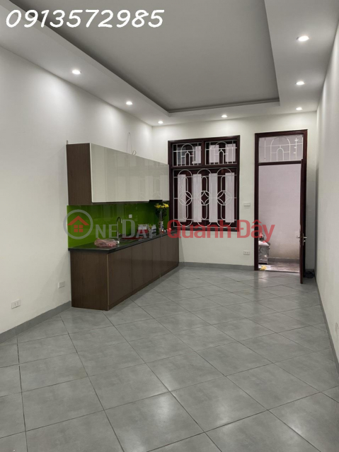 House for rent to private owner in Thanh Xuan district _0
