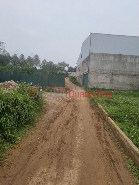 Quanh 2 tỷ làn 2 Ql6 tại Tiên Phương - giáp thị Trấn Chúc Sơn
- Diện tích: 60m _0