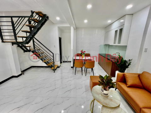 SUPER BARGAIN! OWNER Sells 2-bedroom, 2-bathroom house at 46\/5 Nguyen Chi Thanh Street, District 10, PRICE 5.05 BILLION _0