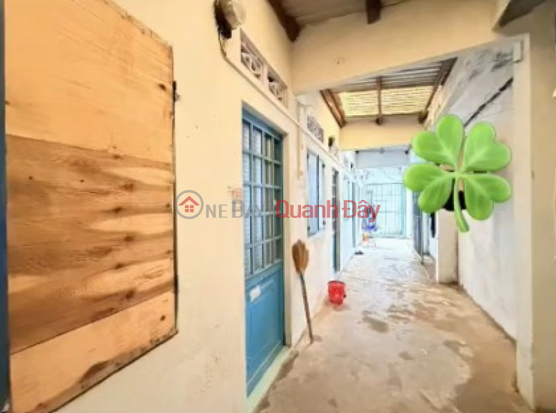 đ 2.88 Billion Doan Phu Tu - Land plot of 102m2, 11m frontage, includes a row of 4 rental rooms generating 6 million VND\\/month, price 2.88 billion VND.