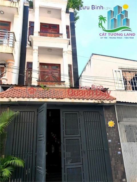 House for sale 68m2 Nguyen Tu Gian alley 6m wide through Pham Van Bach, near market _0