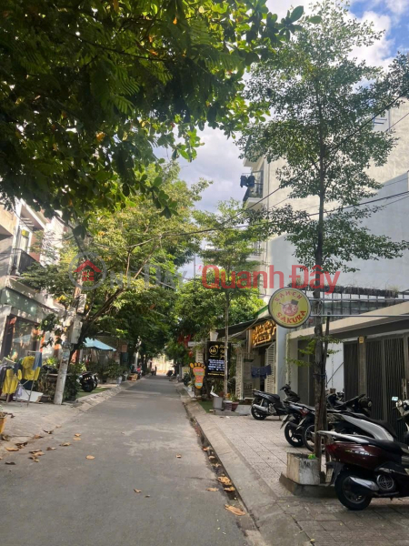 Cheap price, need to sell land quickly, giving away house on An Thuong 10 street, My An, Da Nang. Right on the western street, close to the beach. | Vietnam Sales | đ 9.3 Billion