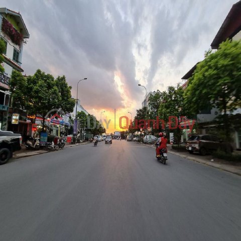 SĐCC 61m2 mt 5m vuông vắn ô tô tránh tại Trâu Quỳ, Gia Lâm. _0