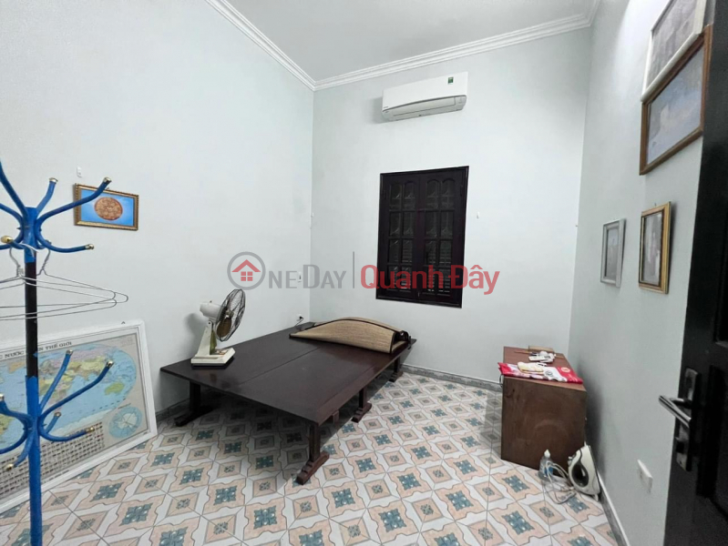 Property Search Vietnam | OneDay | Nhà ở Niêm yết bán, Bán đất tặng nhà 4 tầng Phố # Hoàng Quốc Việt 45m chỉ 11,2 Tỷ lại còn thương lượng
NGÕ PHÂN LÔ
-