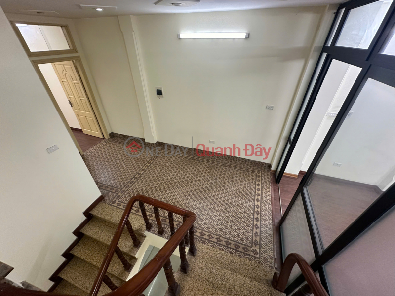 đ 26 Million/ month | House for rent on Bui Huy Bich Street, 5 floors x 70m2, 6 bedrooms, truck access, good business, 26 million