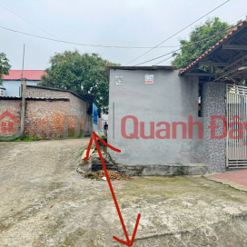 Land for sale in Xuan Le village, Tan Dan, Soc Son. Road is clear, car can park at the door. Price for workers and students. _0