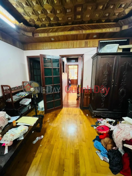 House for sale in Hoang Quoc Viet, Cau Giay, business, private car, 2 open spaces, shallow alley, 70m2, 19.5 billion Sales Listings
