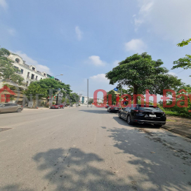 61m2, 12m street, good for business or living in Trau Quy, Gia Lam. Contact 0989894845 _0