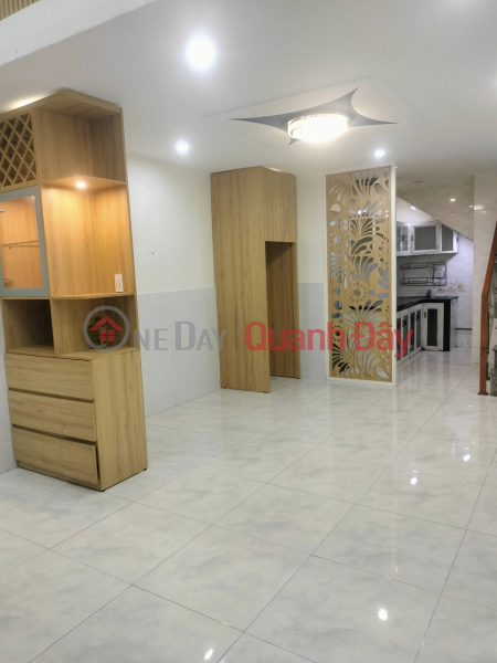 ► House near Le Do street frontage, 46m2, 3 concrete floors, large yard, 3.x billion Vietnam Sales đ 3.65 Billion