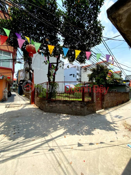 Land for sale on Phu Thuong Street, Tay Ho District. Book 174m Actual 245m Frontage 17m Slightly 20 Billion. Commitment to Real Photos Description Sales Listings