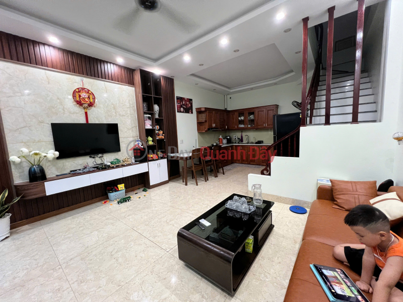 OWNER NEEDS TO SELL URGENTLY 3-STOREY HOUSE WITH MODERN DESIGN IN PHAN BA VANH ALLEY, PRICE AS CHEAP AS NOODLES Sales Listings